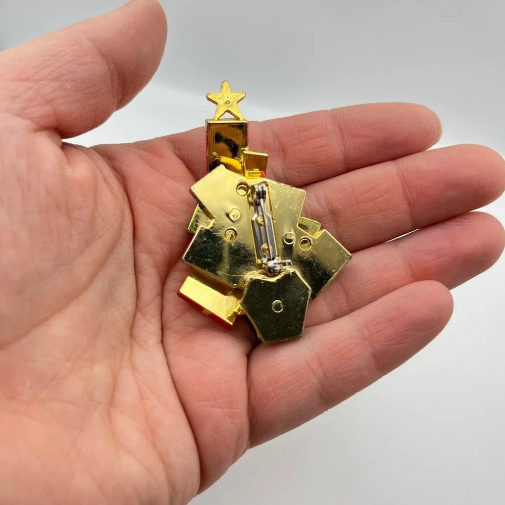 Vintage Christmas Tree Brooch Gold Tone Enamel Present Stack‎ Rhinestone Pin